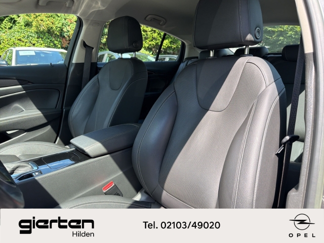 OPEL Insignia B GRAND SPORT ELEGANCE 200PS AHK CARPLAY OPEL Insignia B GRAND SPORT ELEGANCE 200PS AHK CARPLAY