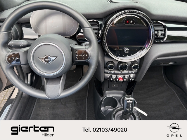 MINI Cooper Cabrio Classic Trim AT SHZ Navi Leder PDC MINI Cooper Cabrio Classic Trim AT SHZ Navi Leder PDC