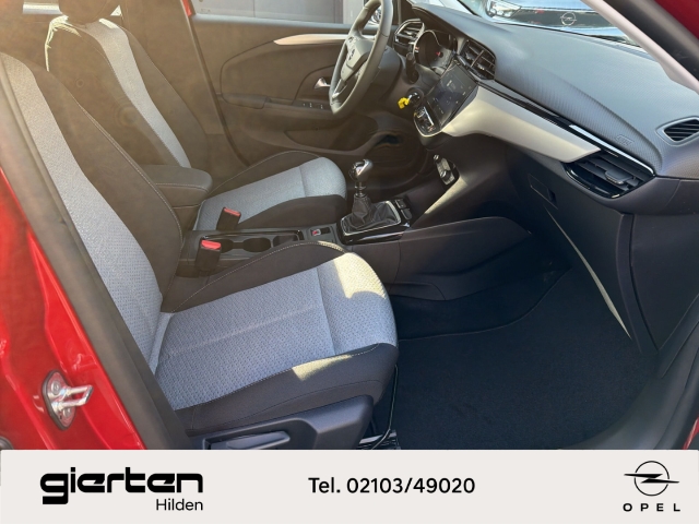 OPEL Corsa F LenkradHZ SHZ PDC Apple CarPlay Spurhalteass. OPEL Corsa F LenkradHZ SHZ PDC Apple CarPlay Spurhalteass.
