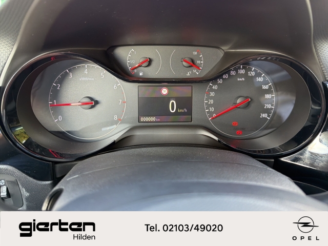 OPEL Corsa F LenkradHZ SHZ PDC Apple CarPlay Spurhalteass. OPEL Corsa F LenkradHZ SHZ PDC Apple CarPlay Spurhalteass.