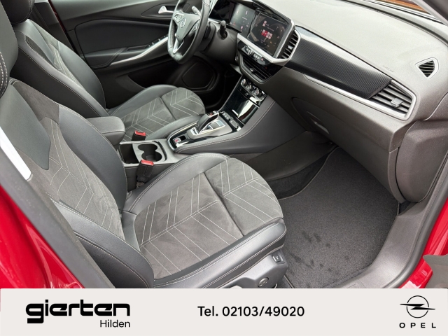 OPEL Grandland ELEGANCE AHK CARPLAY NAVI SHZ R-CAM ALCANTARA OPEL Grandland ELEGANCE AHK CARPLAY NAVI SHZ R-CAM ALCANTARA