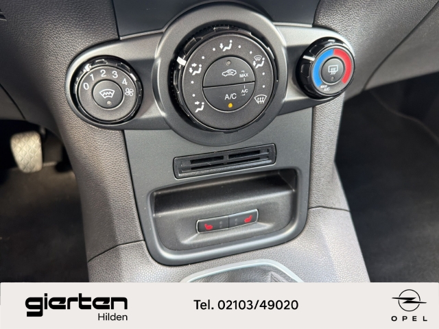 FORD Fiesta SYNC EDITION KLIMA ALUFELGEN AIRBAG LED FORD Fiesta SYNC EDITION KLIMA ALUFELGEN AIRBAG LED