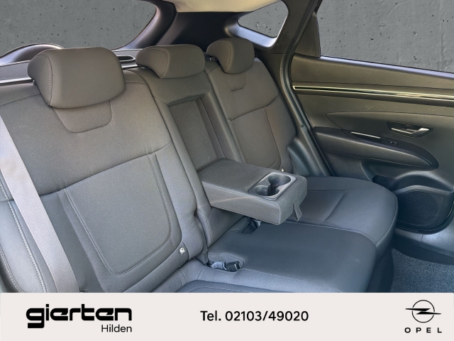 HYUNDAI TUCSON SELECT 2WD KAMERA CARPLAY PDC SHZ LENKRADHZG HYUNDAI TUCSON SELECT 2WD KAMERA CARPLAY PDC SHZ LENKRADHZG