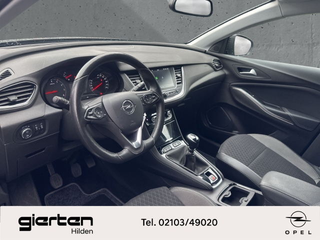 OPEL Grandland Rückfahrkamera SHZ erst Hand OPEL Grandland Rückfahrkamera SHZ erst Hand