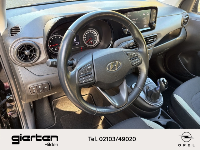 HYUNDAI i10 Trend LenkradHZ AT SHZ Apple CarPlay HYUNDAI i10 Trend LenkradHZ AT SHZ Apple CarPlay
