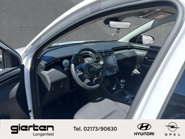 HYUNDAI TUCSON ''Select'' mit Rückfahrkamera CarPlay 2-Zonen-Klimaautom HYUNDAI TUCSON ''Select'' mit Rückfahrkamera CarPlay 2-Zonen-Klimaautom
