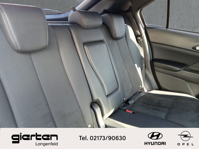 MITSUBISHI Eclipse Cross PlugInHybrid 4WD mit el. Sitz MITSUBISHI Eclipse Cross PlugInHybrid 4WD mit el. Sitz