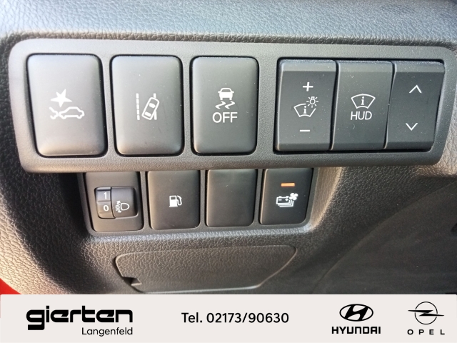 MITSUBISHI Eclipse Cross PlugInHybrid 4WD mit el. Sitz MITSUBISHI Eclipse Cross PlugInHybrid 4WD mit el. Sitz