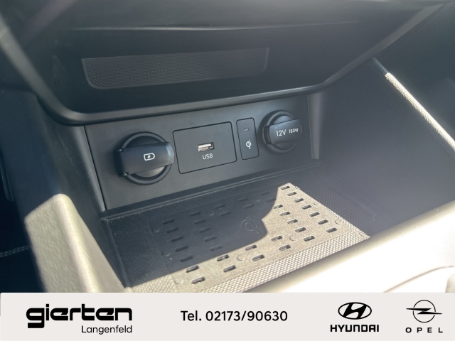 HYUNDAI KONA ''Prime'' Hybrid mit Panoramadach HYUNDAI KONA ''Prime'' Hybrid mit Panoramadach