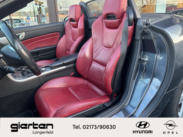 MERCEDES-BENZ SLK 200 mit rotem Leder und NAVI MERCEDES-BENZ SLK 200 mit rotem Leder und NAVI