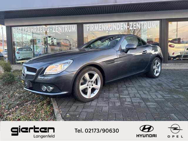 MERCEDES-BENZ SLK 200 mit rotem Leder und NAVI MERCEDES-BENZ SLK 200 mit rotem Leder und NAVI