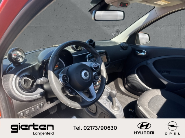 SMART forfour Basis mit Faltdach und Rückfahrkamera SMART forfour Basis mit Faltdach und Rückfahrkamera