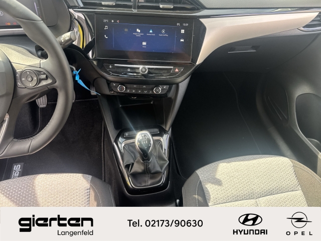 OPEL Corsa ''Basis'' mit Rückfahrkamera OPEL Corsa ''Basis'' mit Rückfahrkamera
