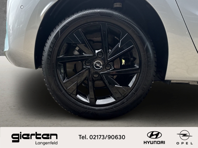 OPEL Corsa ''GS'' mit Navigation und Sitzheizung OPEL Corsa ''GS'' mit Navigation und Sitzheizung