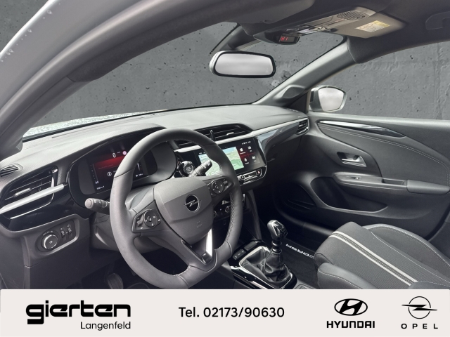 OPEL Corsa ''GS'' mit Navigation und Sitzheizung OPEL Corsa ''GS'' mit Navigation und Sitzheizung
