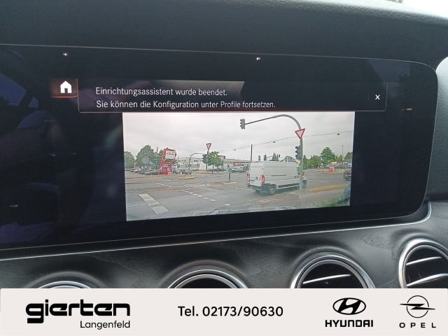 MERCEDES-BENZ E 200 Automatik mit Navigation MERCEDES-BENZ E 200 Automatik mit Navigation