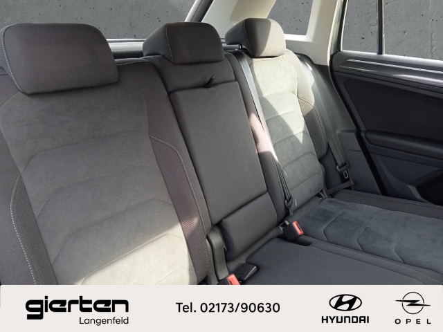 VW Tiguan ''Automatik'' mit AHK-klappbar und Navi VW Tiguan ''Automatik'' mit AHK-klappbar und Navi