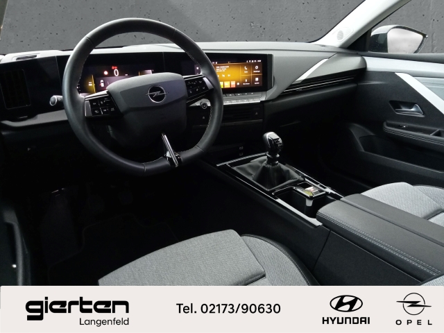 OPEL Astra ''Elegance'' mit Allwetterbereifung OPEL Astra ''Elegance'' mit Allwetterbereifung