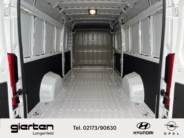OPEL Movano Kasten L4H2 mit Rückfahrkamera & Apple CarPlay OPEL Movano Kasten L4H2 mit Rückfahrkamera & Apple CarPlay