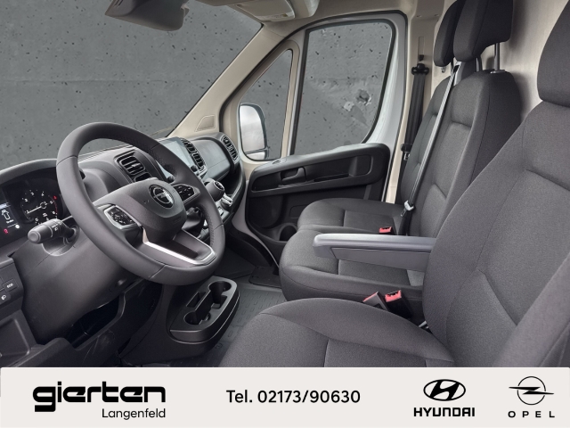 OPEL Movano Kasten L4H2 mit Rückfahrkamera & Apple CarPlay OPEL Movano Kasten L4H2 mit Rückfahrkamera & Apple CarPlay