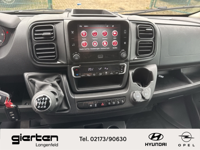OPEL Movano Kasten L4H2 mit Rückfahrkamera & Apple CarPlay OPEL Movano Kasten L4H2 mit Rückfahrkamera & Apple CarPlay