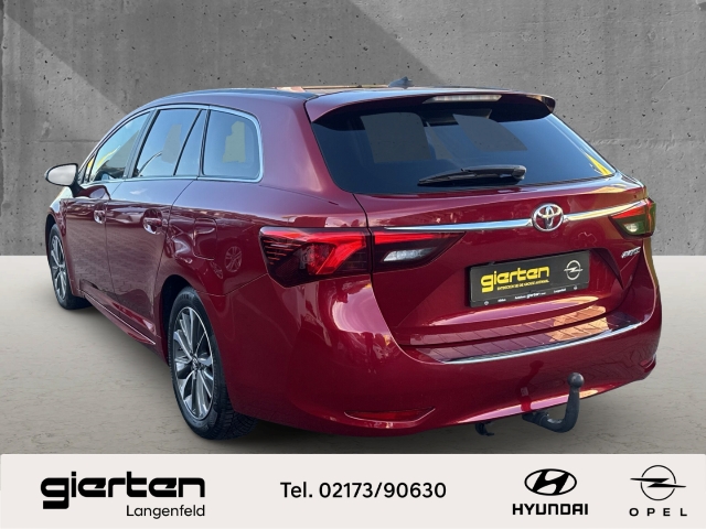 TOYOTA Avensis Sports ''Edition S+'' mit AHK TOYOTA Avensis Sports ''Edition S+'' mit AHK