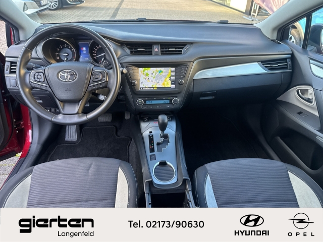 TOYOTA Avensis Sports ''Edition S+'' mit AHK TOYOTA Avensis Sports ''Edition S+'' mit AHK