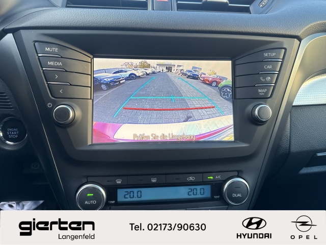 TOYOTA Avensis Sports ''Edition S+'' mit AHK TOYOTA Avensis Sports ''Edition S+'' mit AHK