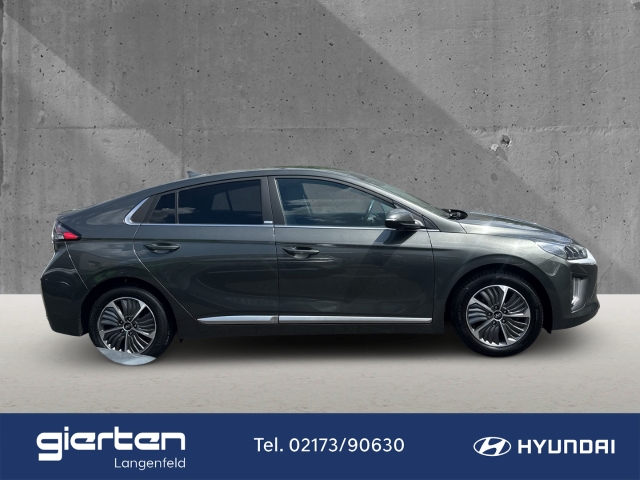 HYUNDAI IONIQ ''Style'' Plug-In Hybrid mit Rückfahrkamera HYUNDAI IONIQ ''Style'' Plug-In Hybrid mit Rückfahrkamera