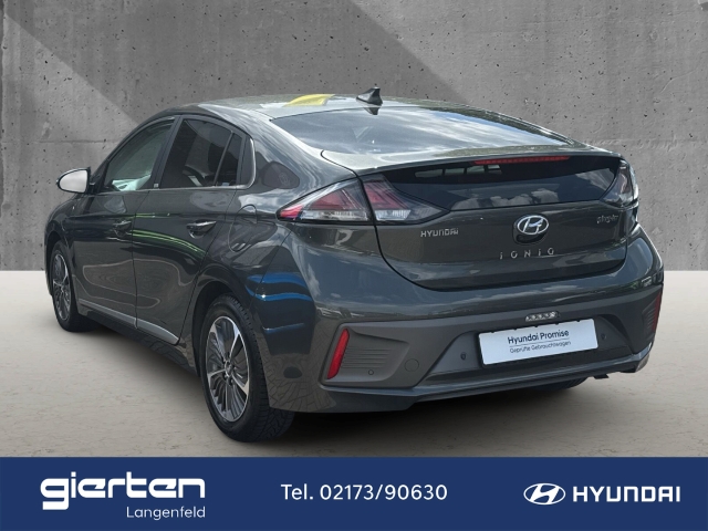 HYUNDAI IONIQ ''Style'' Plug-In Hybrid mit Rückfahrkamera HYUNDAI IONIQ ''Style'' Plug-In Hybrid mit Rückfahrkamera