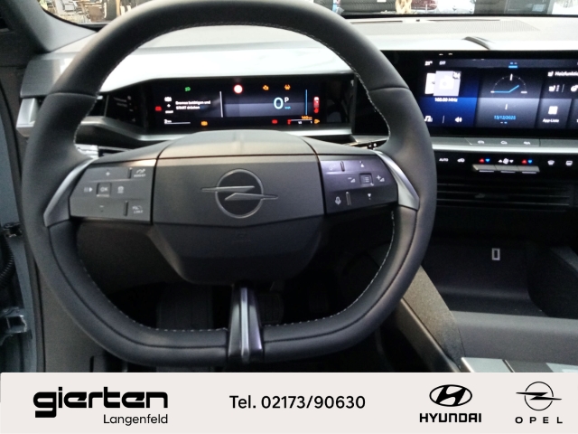 OPEL Grandland 1.2 48V Mild- Hybrid 100 kW Edition OPEL Grandland 1.2 48V Mild- Hybrid 100 kW Edition