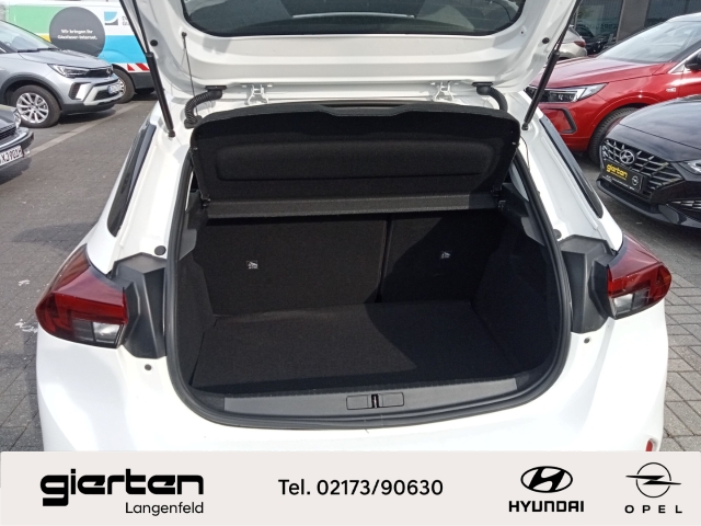 OPEL Corsa ''Edition'' mit Parkpilot hinten OPEL Corsa ''Edition'' mit Parkpilot hinten