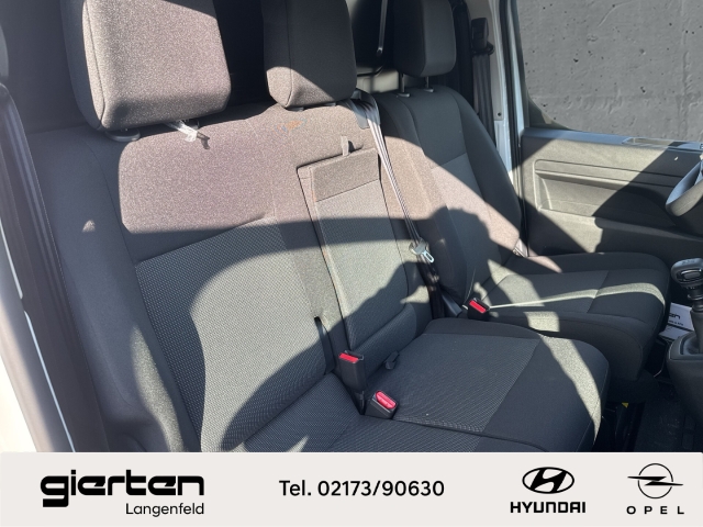 OPEL Vivaro Kasten XL mit Rückfahrkamera & Navi OPEL Vivaro Kasten XL mit Rückfahrkamera & Navi