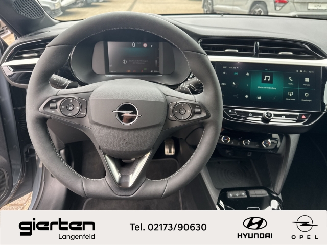 OPEL Corsa ''GS'' mit Induktionsladen und Rückfahrkamera OPEL Corsa ''GS'' mit Induktionsladen und Rückfahrkamera
