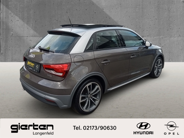 AUDI A1 ''Sportback'' mit Schiebedachdach u. Navi AUDI A1 ''Sportback'' mit Schiebedachdach u. Navi