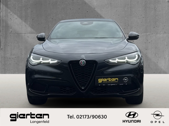 ALFA ROMEO Stelvio ''Veloce Q4 '' mit Leder und Allrad ALFA ROMEO Stelvio ''Veloce Q4 '' mit Leder und Allrad