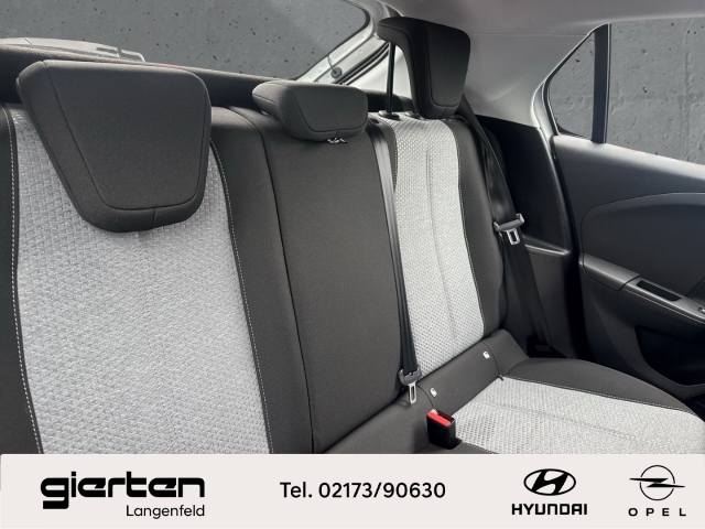 OPEL Corsa ''Basis'' mit Rückfahrkamera OPEL Corsa ''Basis'' mit Rückfahrkamera