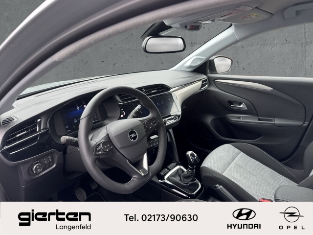 OPEL Corsa ''Basis'' mit Rückfahrkamera OPEL Corsa ''Basis'' mit Rückfahrkamera