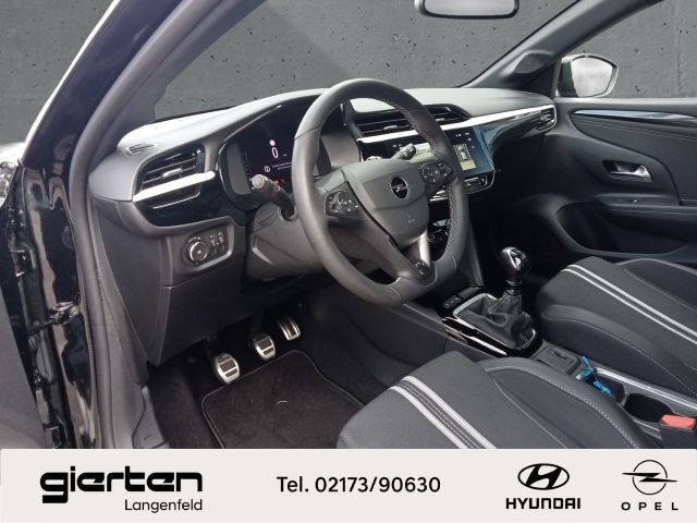 OPEL Corsa ''GS'' mit Navigation und Kamera OPEL Corsa ''GS'' mit Navigation und Kamera