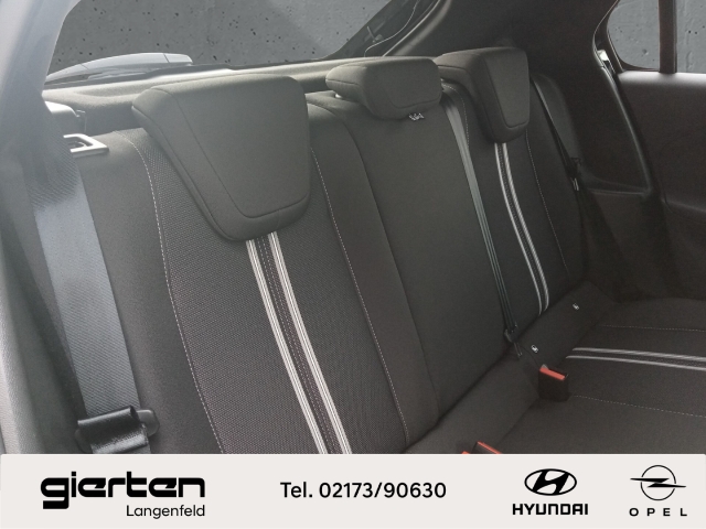 OPEL Corsa ''GS'' mit Navigation und Kamera OPEL Corsa ''GS'' mit Navigation und Kamera