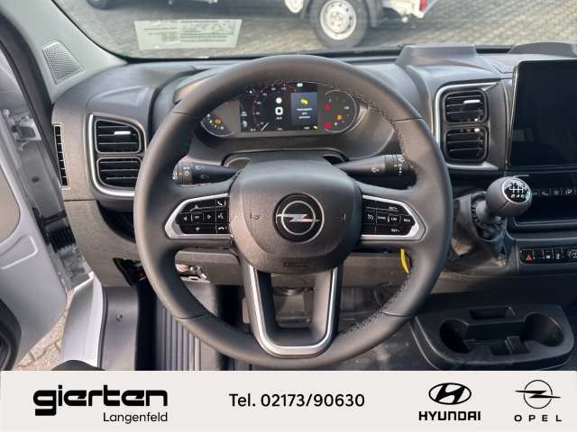 OPEL Movano Koffer mit Ladebordwand L4 3,5t verstärkt OPEL Movano Koffer mit Ladebordwand L4 3,5t verstärkt