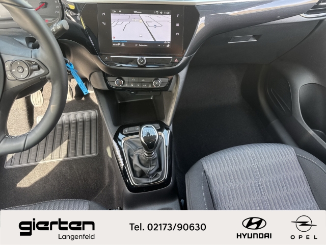 OPEL Corsa mit Navigationssystem & Parkpilot OPEL Corsa mit Navigationssystem & Parkpilot