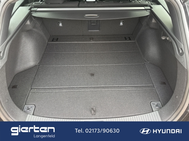 HYUNDAI i30 Kombi Trend Sitzheizung Lenkradheizung Navi HYUNDAI i30 Kombi Trend Sitzheizung Lenkradheizung Navi