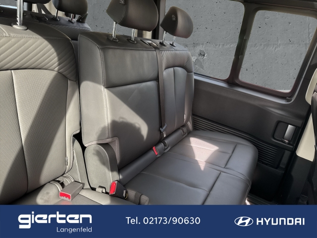 HYUNDAI STARIA Prime Elektro Panoramadach 9 Sitzer HYUNDAI STARIA Prime Elektro Panoramadach 9 Sitzer