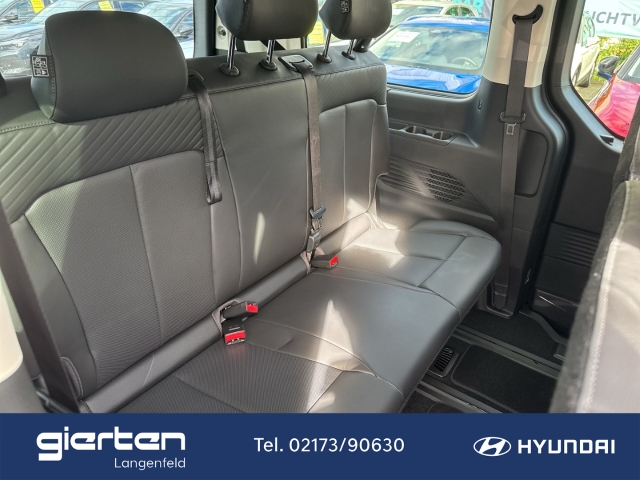 HYUNDAI STARIA Prime Elektro Panoramadach 9 Sitzer HYUNDAI STARIA Prime Elektro Panoramadach 9 Sitzer