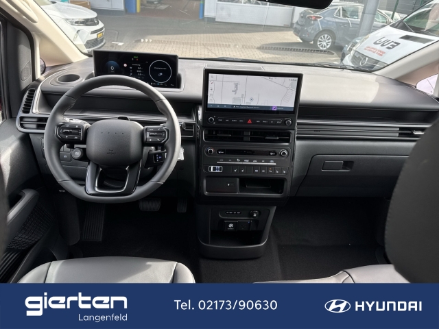 HYUNDAI STARIA Prime Elektro Panoramadach 9 Sitzer HYUNDAI STARIA Prime Elektro Panoramadach 9 Sitzer