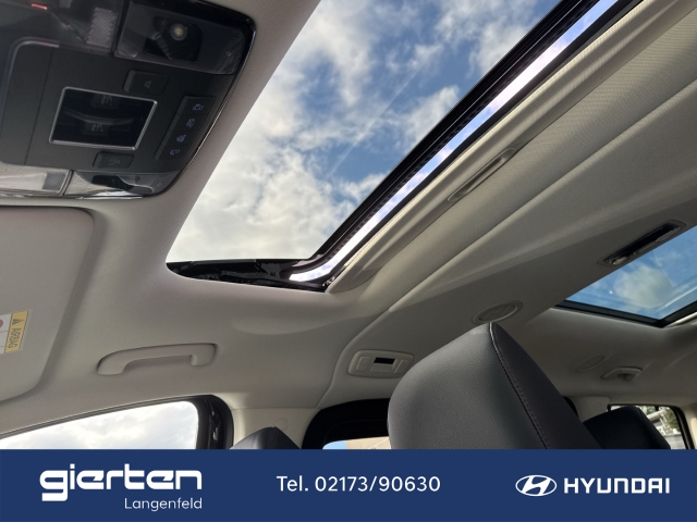 HYUNDAI STARIA Prime Elektro Panoramadach 9 Sitzer HYUNDAI STARIA Prime Elektro Panoramadach 9 Sitzer
