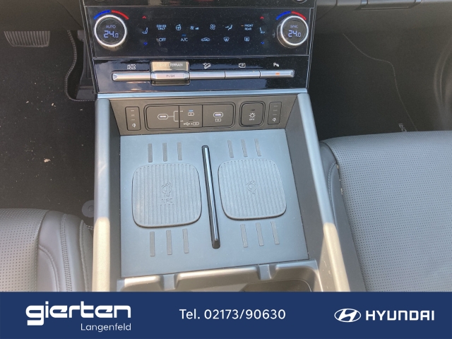 HYUNDAI SANTA FE Hybrid 4WD ''Blackline'' Panoramadach 6-Sitzer HYUNDAI SANTA FE Hybrid 4WD ''Blackline'' Panoramadach 6-Sitzer