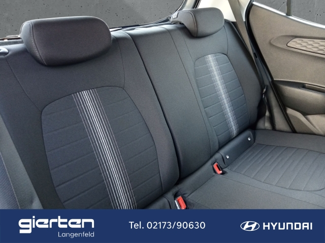 HYUNDAI i10 Select Navi Apple CarPlay Android Auto HYUNDAI i10 Select Navi Apple CarPlay Android Auto