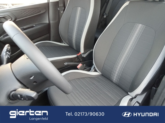 HYUNDAI i10 Select Navi Apple CarPlay Android Auto HYUNDAI i10 Select Navi Apple CarPlay Android Auto